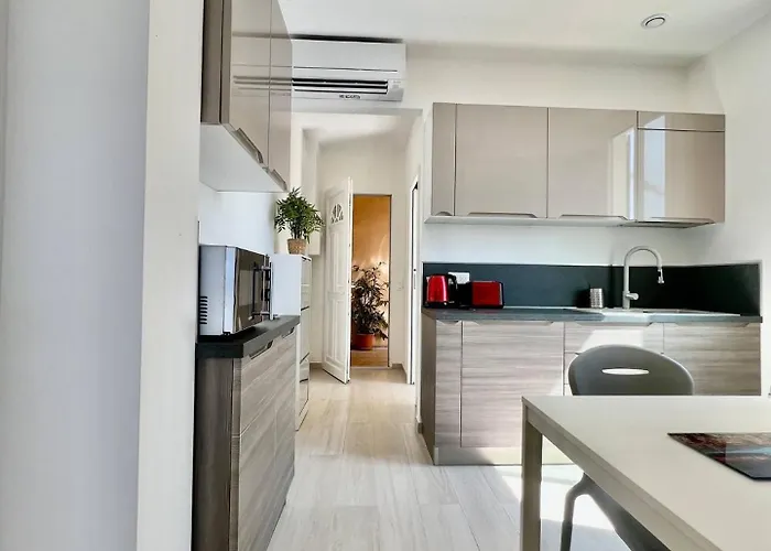 One Bedroom View Near Monaco *