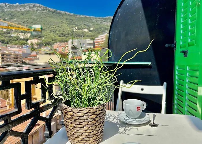 One Bedroom View Near Monaco *