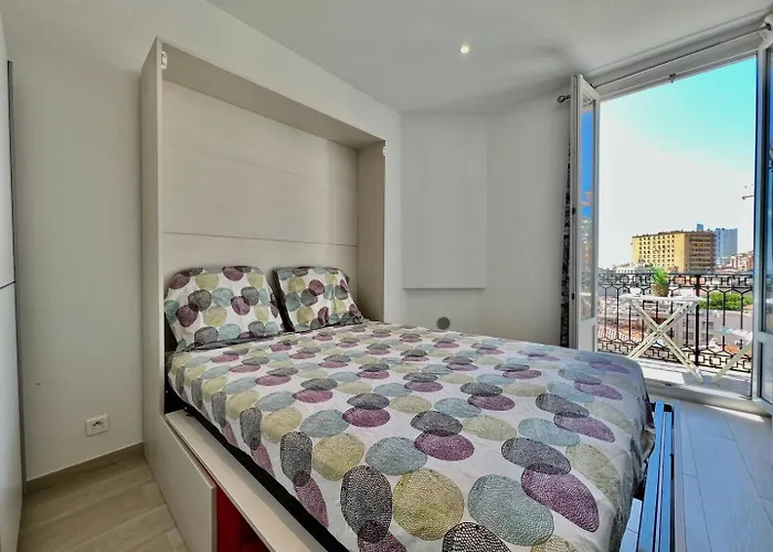 One Bedroom View Near Monaco Beausoleil